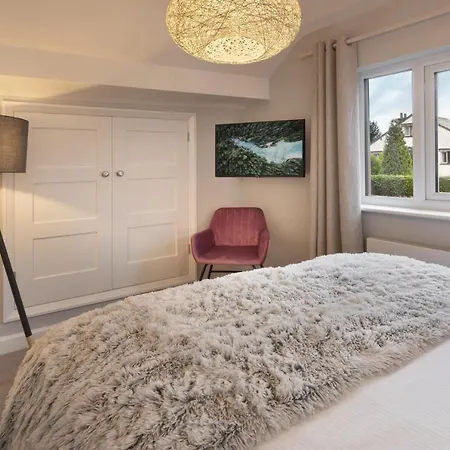 Woodlands Family Retreat With Hot Tub And Sauna - Ridgestone