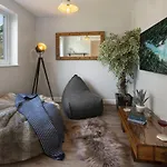 Woodlands Family Retreat With Hot Tub And Sauna - Ridgestone *